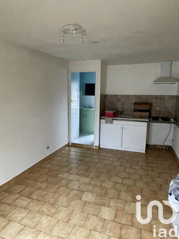 Immeuble à vendre 214 m² Crézancy