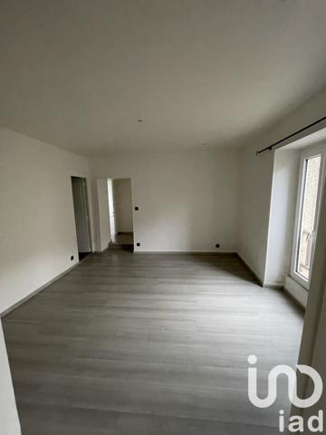 Immeuble à vendre 214 m² Crézancy