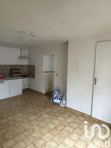 Immeuble à vendre 214 m² Crézancy