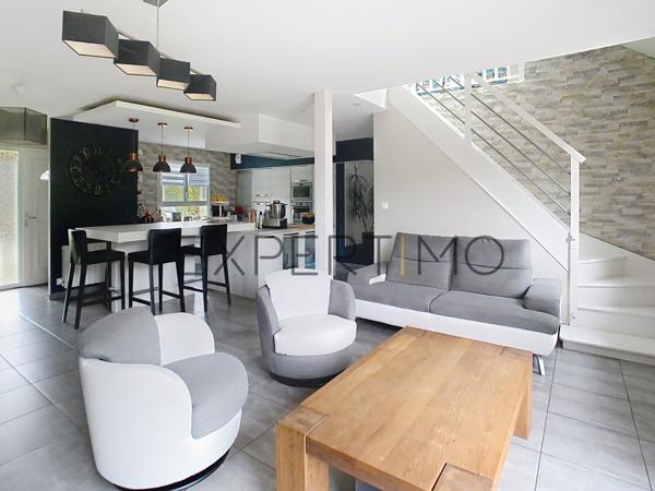 Villers-Bocage (14310) VIE DE PLAIN PIED DANS UN CADRE ENCHANTEUR !