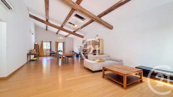 Maison à vendre  5 pièces - 165 m 2   ST MARTIN DE CRAU  - 13
