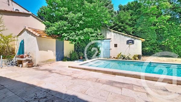 Maison à vendre  5 pièces - 165 m 2   ST MARTIN DE CRAU  - 13