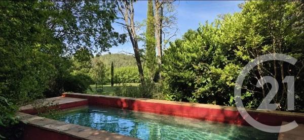 Maison à vendre  6 pièces - 201,47 m 2   BARJOLS  - 83