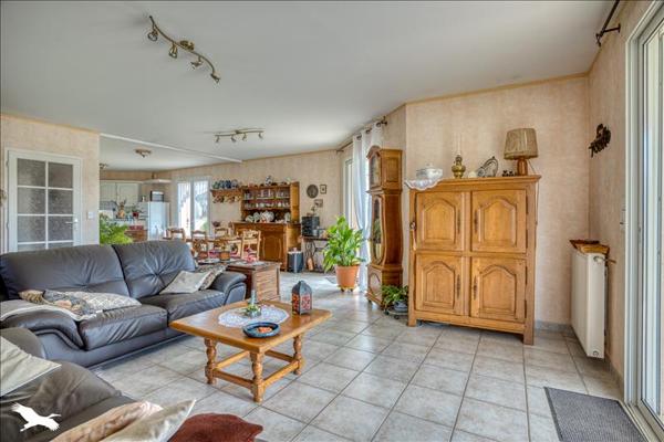 Maison à vendre |  Lavergne |  5 pièces | 145 m²