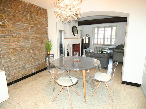 Maison de village 160m² avec cour, terrasse et grand garage