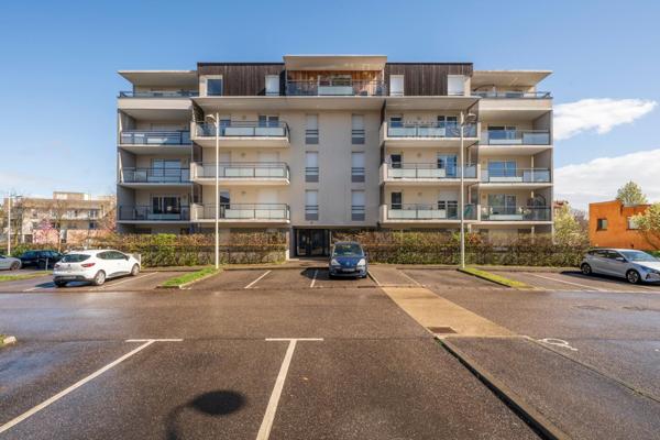 Magnifique appartement T3 avec garage et terrasse, Rives-de-meurthe