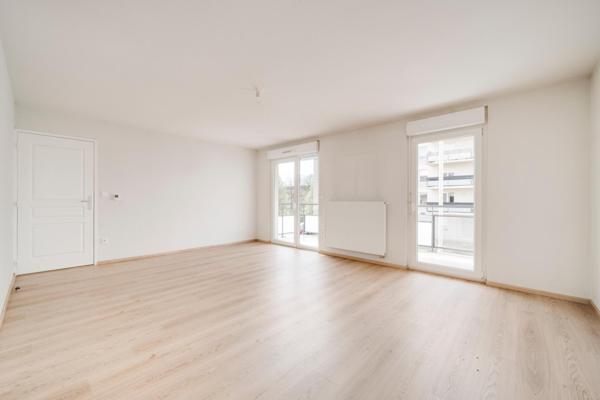 Magnifique appartement T3 avec garage et terrasse, Rives-de-meurthe