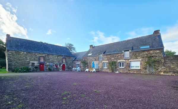 RARE Ensemble immobilier à CAMPENEAC