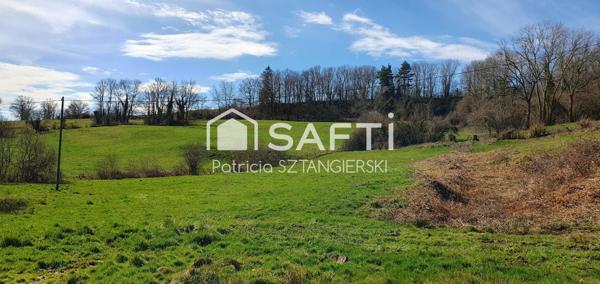 Terrain constructible  avec vue sur la chaîne des Puys.