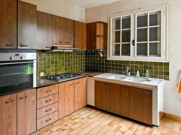 Située dans un quartier calme et recherché de Châteaurenard,