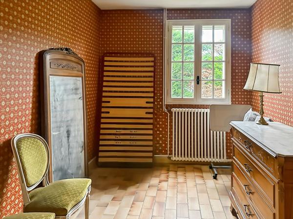 Située dans un quartier calme et recherché de Châteaurenard,