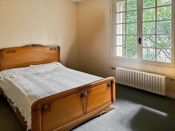 Située dans un quartier calme et recherché de Châteaurenard,