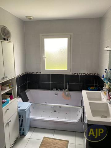 Vente maison Jarnac Champagne : 243 000 € - AJP Immobilier Pons