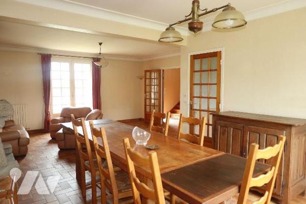 ESCLUSIVITE. LANDERNEAU (29800) - Au calme au fond d'une impasse, Maison sur un terrain constru...