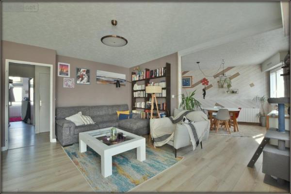 Duplex à vendre à Le Rheu en Ille-et-Vilaine (35650), ref : 060-V200