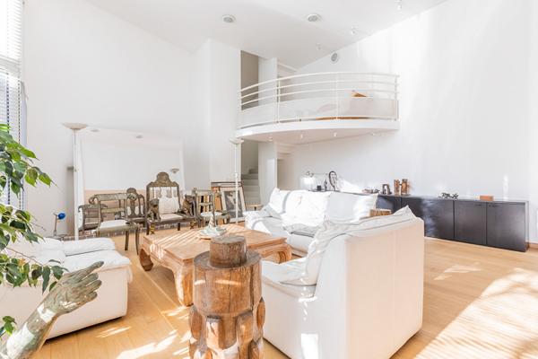 Triplex d'architecte avec jardin ,DPE D, Emplacement privilégié à deux pas du centre-ville de Verrières-le-Buisson, DPE D,  Sous-sol - Double BOX + emplacement Moto.