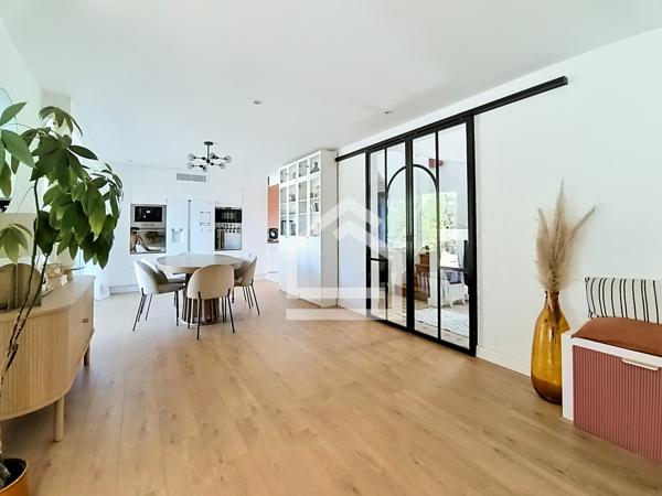 Maison 5 pièce(s) 5 chambre(s) 200 m²