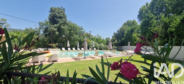 Maison (prestige) à vendre 12 pièces 408 m² Saumane-de-Vaucluse