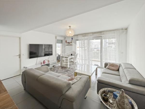 T4 80 m²  Terrasse 44 m²  Dernier étage  Euromed