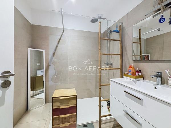 Appartement 4 pièce(s) 3 chambre(s) 86 m²