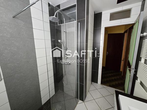 Maison 3 chambres 5000m2