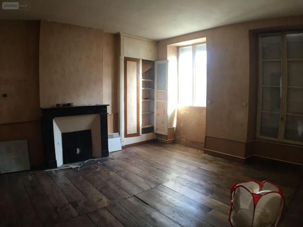 Local mixte (Professionnel/Habitation) à vendre à Saint-James dans la Manche (50240), ref : 12541/1840