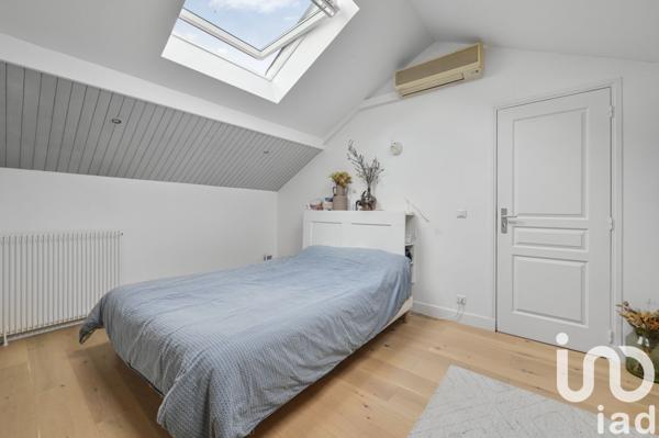 Maison à vendre 9 pièces 230 m² Suresnes