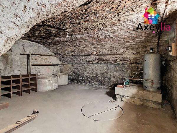 Saint-Agnan (71160) A VENDRE- SAINT-AGNAN- MAISON DE VILLAGE AVEC GARAGE ET JARDIN