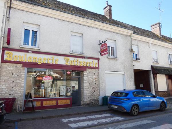 Immeuble de rapport Ivry La Bataille