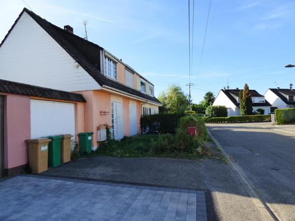 Maison à rénover avec grand jardin