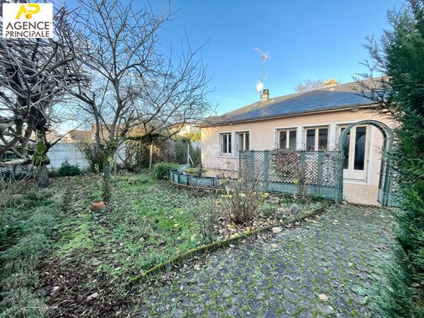 MAISON CONFLANS STE HONORINE - 5 PIÈCES - 100m² €330 000 ** - Référence 7128