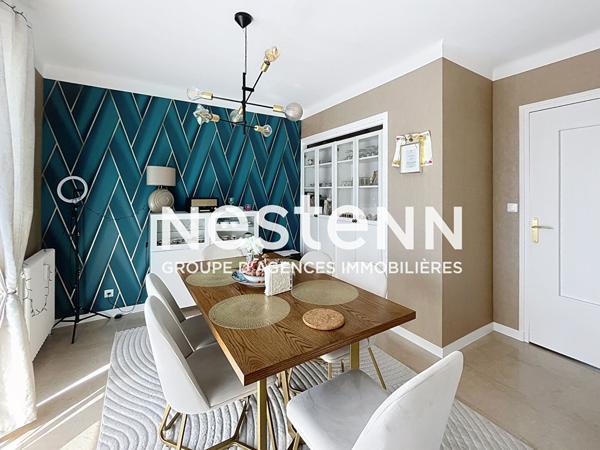 Appartement T4 avec 2 chambres Renove et moderne Cave Balcons FORT DE BRON  - 69500 BRON