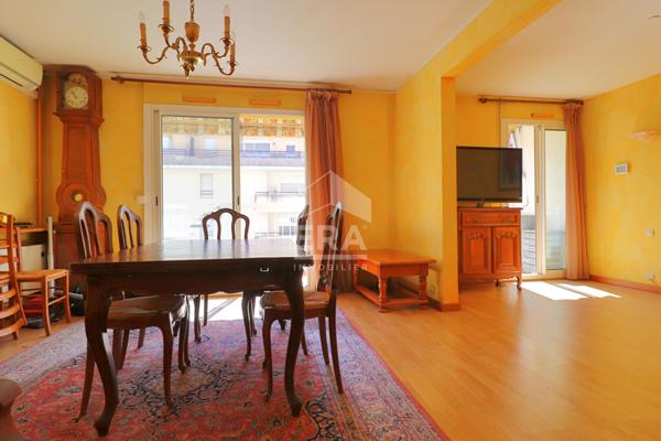 MARSEILLE 10E ? T3/4 ? 80 m² ? BALCONS ? BOX ? CAVE ? ASCENSEUR ? TRAVERSANT SUD/NORD
