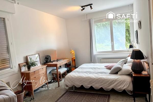 Saint-Aygulf – Villa 8 pièces de 248 m² avec vue mer, 6 chambres, double garage et terrain de 1 000 m²