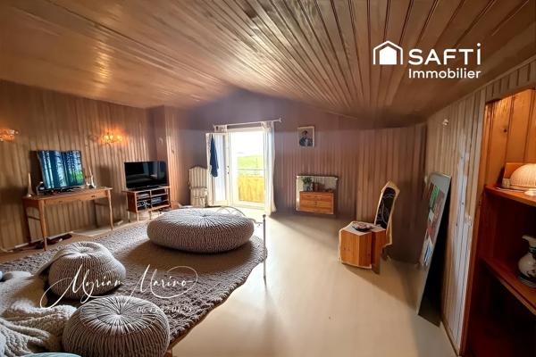 Saint-Aygulf – Villa 8 pièces de 248 m² avec vue mer, 6 chambres, double garage et terrain de 1 000 m²