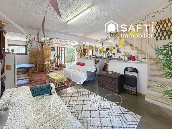 Saint-Aygulf – Villa 8 pièces de 248 m² avec vue mer, 6 chambres, double garage et terrain de 1 000 m²