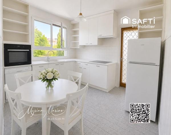 Saint-Aygulf – Villa 8 pièces de 248 m² avec vue mer, 6 chambres, double garage et terrain de 1 000 m²