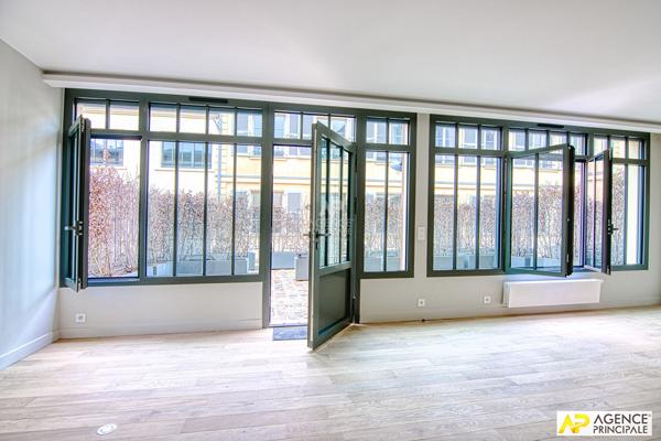 Versailles Notre -Dame - Maison 4/5 pièces 116.90 m ² au sol avec terrasse de 25 m² 1 140 000 € **  - Référence  28408