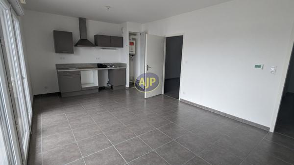 Location appartement Nantes : 588 € - AJP Immobilier Nantes Sud