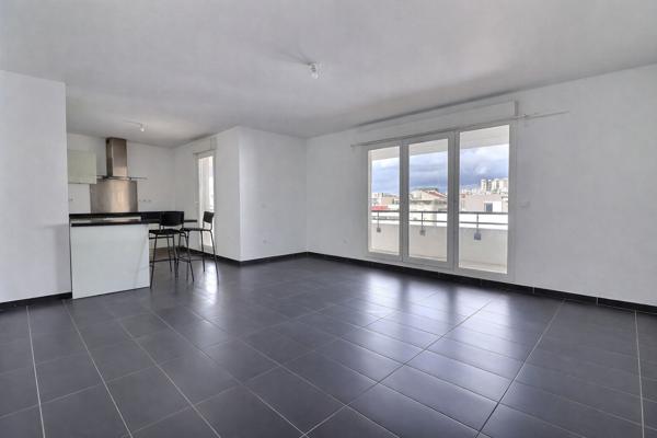 LE ROUET-13008-APPARTEMENT MARSEILLE 3 PIECES-TERRASSE-BOX