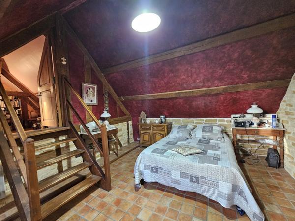 Maison familiale au calme sur terrain de 3342m2