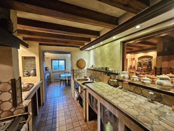 Maison familiale au calme sur terrain de 3342m2