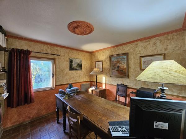 Maison familiale au calme sur terrain de 3342m2