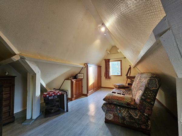 Maison familiale au calme sur terrain de 3342m2