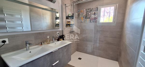 Maison d'Architecte d'Exception à Saint Denis Les Bourg - 10 pièces, 229 m² sur 1,1 hectare