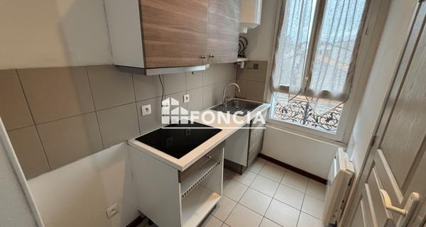 Location Studio 24.73 m² - Arcueil 94110