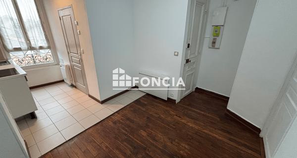 Location Studio 24.73 m² - Arcueil 94110