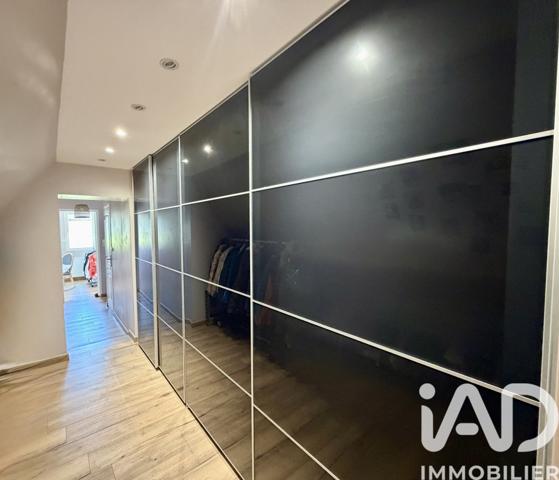 Maison à vendre 7 pièces 165 m² Équemauville