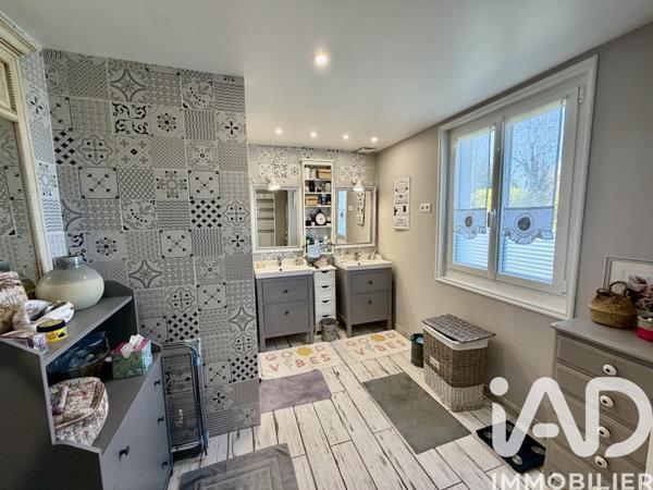 Maison à vendre 7 pièces 165 m² Équemauville