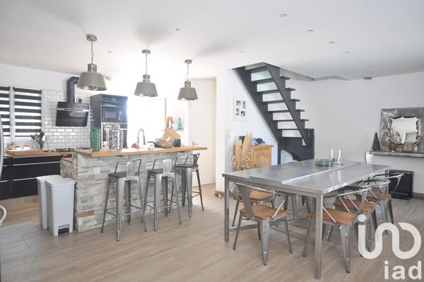 Maison à vendre 7 pièces 151 m² Vergèze